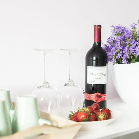 Lawendowy Dworek Nocleg ze śniadaniem 3*