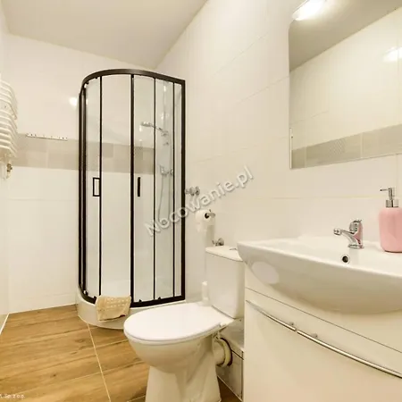 Nocleg ze śniadaniem Lawendowy Dworek 3*