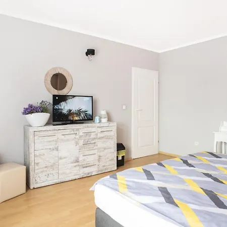 Lawendowy Dworek Bed & Breakfast