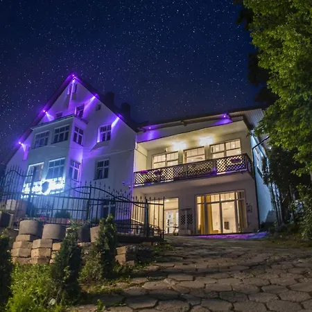 Lawendowy Dworek Bed & Breakfast