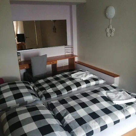 Lawendowy Dworek Bed & Breakfast