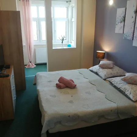 Lawendowy Dworek Bed & Breakfast Karpacz