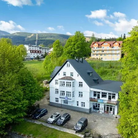 Lawendowy Dworek Bed & Breakfast Karpacz