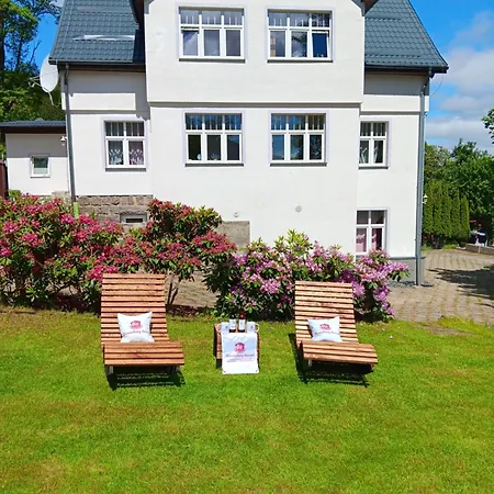 Bed & Breakfast Lawendowy Dworek Karpacz