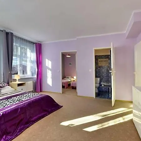 Lawendowy Dworek 4*